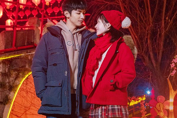拾光的秘密是由小说改编的电视剧吗？男女主演是谁？