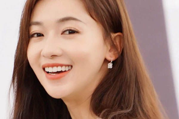 《我的砍价女王》女主夏浅是谁演的?扮演者吴谨言个人资料简介?