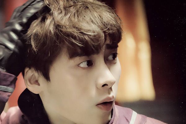 电视剧《镜双城》演员李易峰扮演的苏摹是谁?苏摹的结局是什么?