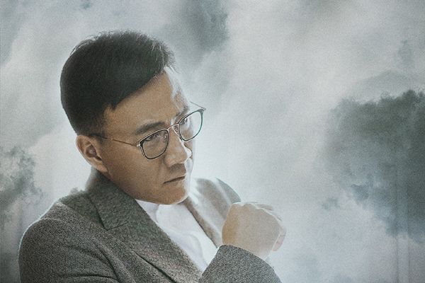 《重启之极海听雷》吴二白的身份是什么?他是由谁扮演的?