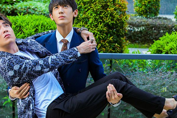 《约定期间爱上你》电视剧的导演是谁?陈世峄导演有哪些作品?