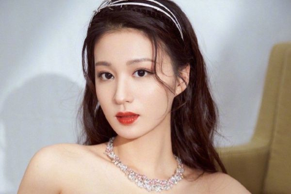 电视剧《昆仑归》王楚然化身超能少女凌空?演员王楚然个人资料?