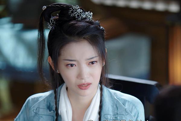 《月上重火》女主和女二都是唐嫣旗下艺人吗?唐嫣非常捧陈钰琪?