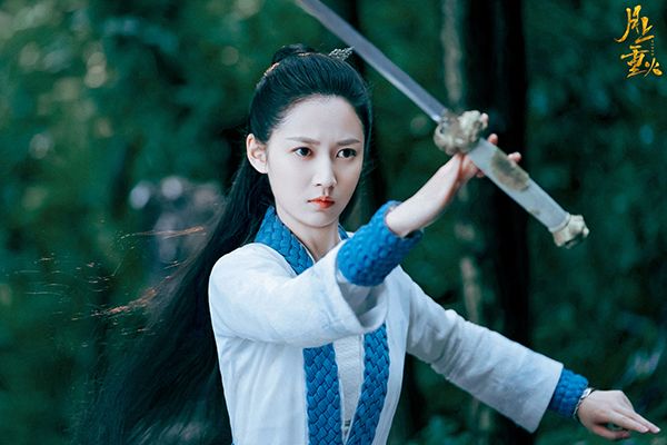 《月上重火》女主打扮像侍卫?师太像妖女?