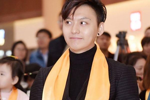 《光荣与梦想》青年毛泽东是谁扮演的?饰演者侯京健有哪些作品?