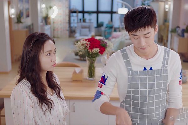 《怦然心动的小姐姐》的剧情是什么?这部电视剧值得一看吗?