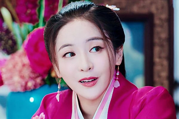 《替嫁医女》柳婧刺绣被吐槽?宇文雍向柳婧提出了样的什么要求?