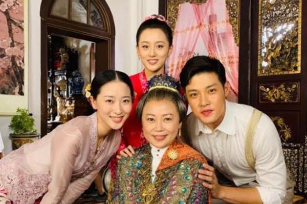 《小娘惹》向云饰演什么角色?她以前还参演过什么电视剧?