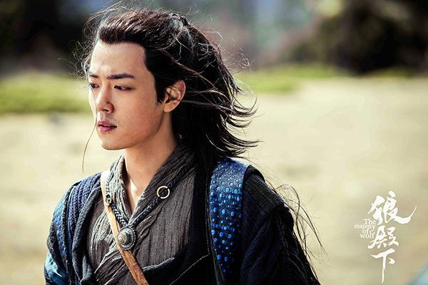 《狼殿下》导演孟凡有哪些作品?目前该剧在网络上的热度如何?
