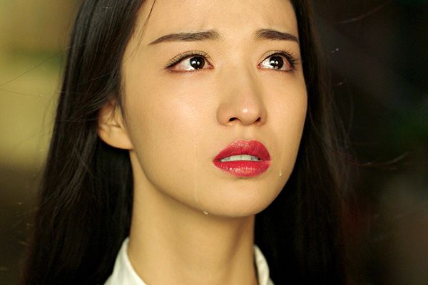 《清平乐》是什么导致张妼晗的下线？她为什么在雨中悲凉起舞？