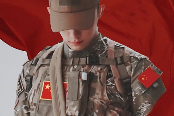 《亲爱的戎装》是根据哪部小说改编的?《亲爱的戎装》结局是什么?