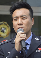 警花与警犬杜飞