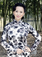 泪洒女人花陈曼青