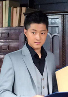 潜行者苏占文
