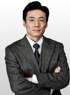 被催眠的催眠师崔中石